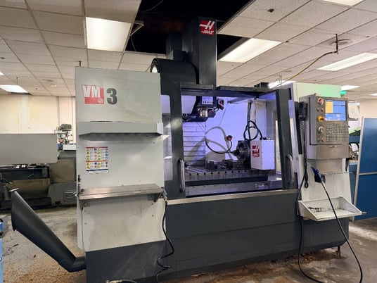 Haas #VM-3, CNC 4-Axis vertical machining center, 40" X, 26" Y, 25" Z, WIPS, 2015 - Image 2