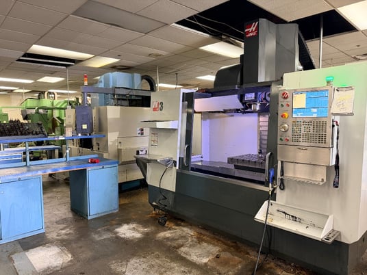 Haas #VM-3, CNC 4-Axis vertical machining center, 40" X, 26" Y, 25" Z, WIPS, 2015 - Image 3