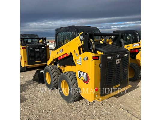 Cat 250, Skid Steer Loader, 8 hours, S/N: 5L601121, 2025 - Image 4