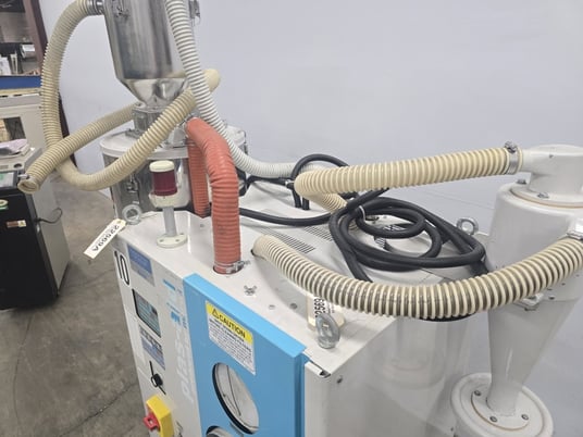 Matsui #MJ3-15-U, dryer, 47 cfm, 110 lb. hopper, 176&deg;F-320&deg;F, 2014 - Image 4