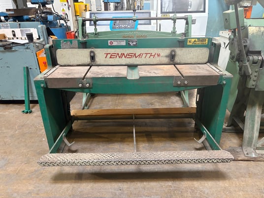 4 x 16" gauge Tennsmith #T-52, foot shear, 37" Back Gauge, (1) front sheet support - Image 1