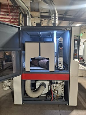 Timesavers #32-Series-1100-WRB, 42" wide belt sanding and deburring machine, wet dust collector, 300 hours - Image 6