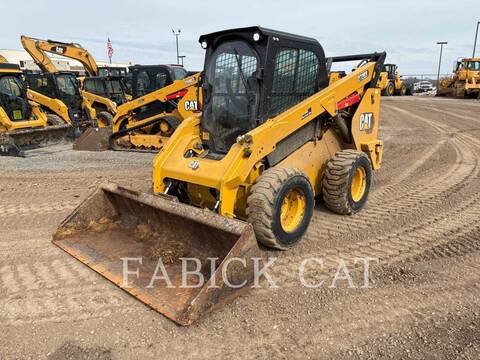 Cat 272D3, Skid Steer Loader, 2749 hours, S/N: TY300449, 2024 - Image 1
