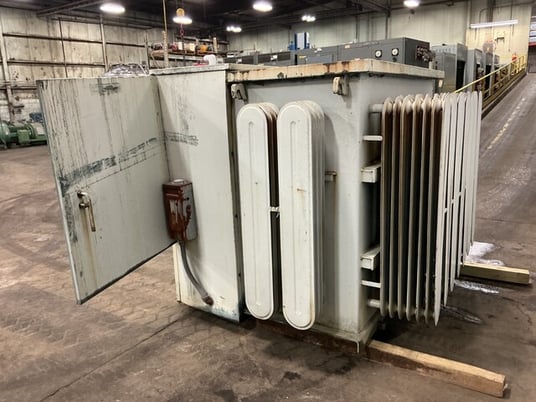 1500 KVA 4160 Primary, 480Y/277 Secondary, General Electric, padmount transformer - Image 5