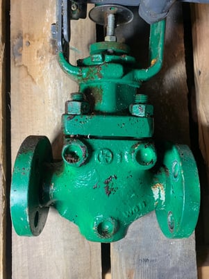 1" Fisher, 300# pressure rating, control valve, w/ 667 Actuator & DVC6200 FieldVue Positioner - Image 3