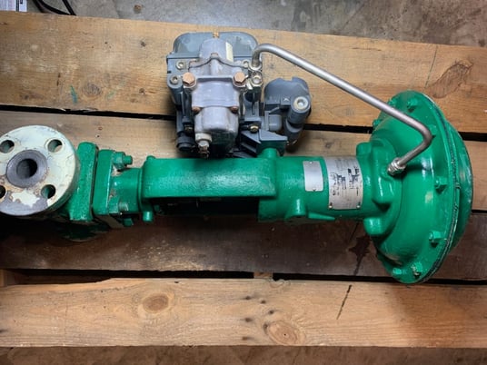 1" Fisher, 300# pressure rating, control valve, w/ 667 Actuator & DVC6200 FieldVue Positioner - Image 7