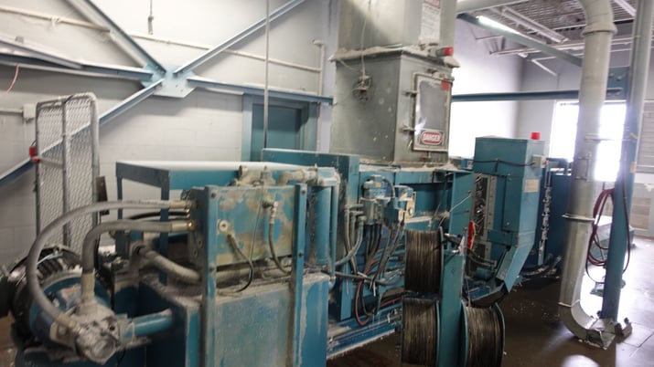 Maren #203-103, Horizontal Auto-Tie Balers, 40 HP, 1999 (2 available) - Image 5