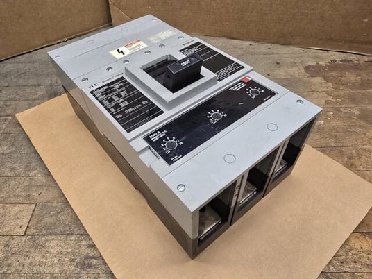 200 Amp, Siemens #HRD63F200, Bolt On Circuit Breaker, 3P, 600VAC - Image 1