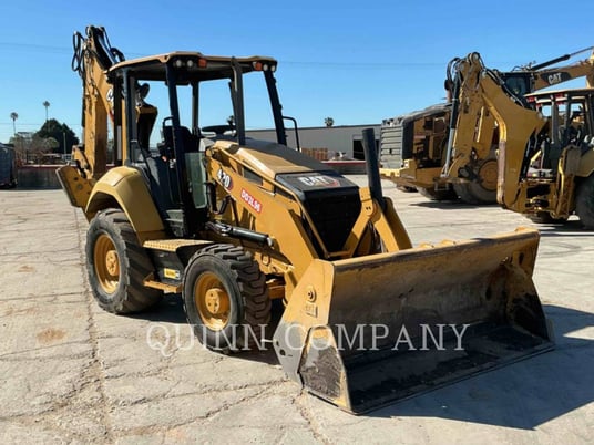 Cat 420, Backhoe Loader, 2099 hours, S/N: H8T01951, 2022 - Image 2
