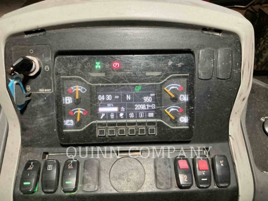 Cat 420, Backhoe Loader, 2099 hours, S/N: H8T01951, 2022 - Image 5