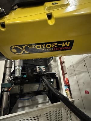 Fanuc, M-20iD/25, 6-Axis Articulated Robot, 25 kg payload, 72" reach, teach pendant, R-30iB Plus controller - Image 4