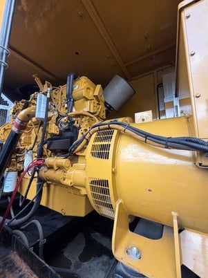 500 KW Caterpillar #C15, Diesel Generator Set, 762 HP 480 Volts, 284 hours Tier 2, 2012 - Image 5