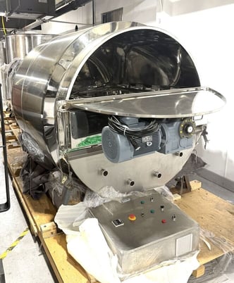 1000 gallon US Pharmaceutical Equipment #FTM3800, Stainless Steel Jacketed Mixing Kettle w/ Scrape Agitation - Image 1