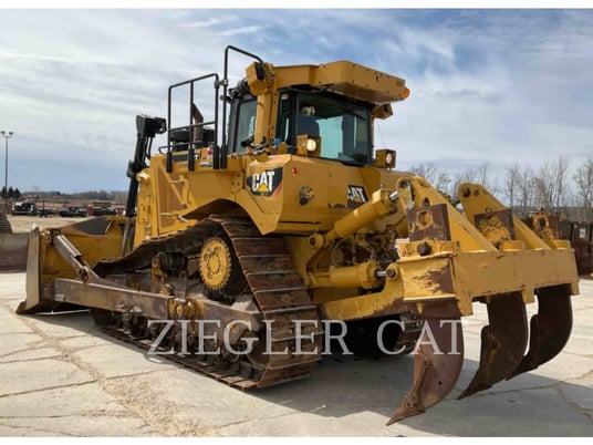 Caterpillar D8T, 8990 hours, S/N: FMC00328, 2015 - Image 4