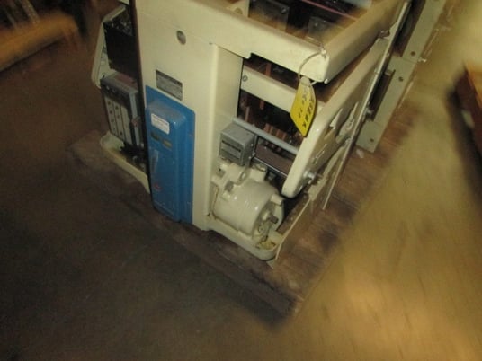 3000 Amps, General Electric, ak- 2a- 75-1, electrically operated, drawout, LSI - Image 1