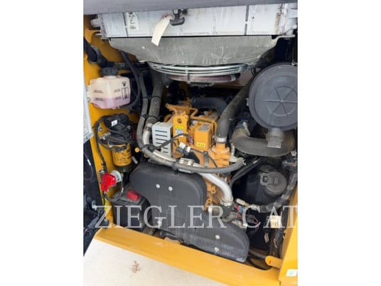 Cat 246D3, Skid Steer Loader, 516 hours, S/N: KC602339, 2022 - Image 6