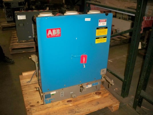 1200 Amps, ABB, 15GHK-500, 240 VAC closing volts - Image 1