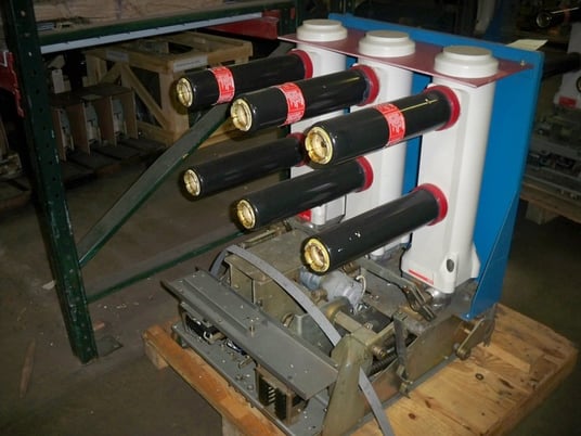 1200 Amps, ABB, 15GHK-500, 240 VAC closing volts - Image 4