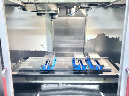 Haas #VF-4, Vertical Machining Center, 50" X, 20" Y, 25" Z, 18" x 52" Table, 20 HP, 1000 RPM, CT40 Taper, 24 - Image 2