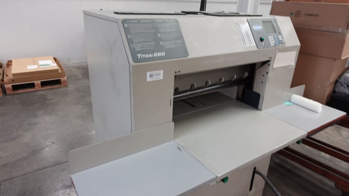Challenge #Titan-265, Hydraulic Paper Cutter, 26.5" cut, 2001 - Image 2