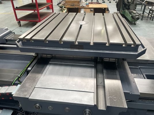 3.9" Fermat #W100A, Table-Type Horizontal Boring Mill, 49.2" x 49.2" table, 63" X, 44" Y, 49.2" Z, 15 HP - Image 5