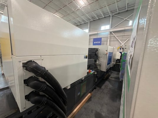 247 Ton, 16.51 oz., Niigata #MD245S8000-i10, injection molding machine, 52mm screw diameter, new, 2025 - Image 2