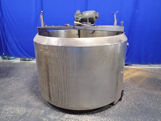 Jacketed Mixing Tank, 65" x 65" x 38" capacity - Image 1