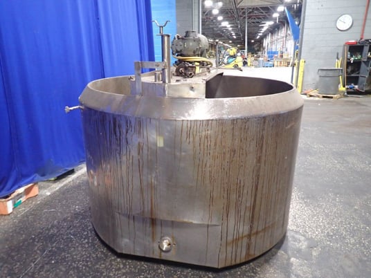 Jacketed Mixing Tank, 65" x 65" x 38" capacity - Image 4