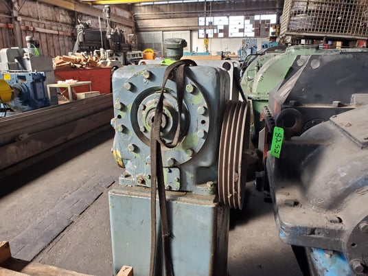 NRM, Gearbox for 2.5" Cold Feed Rubber Extruder, 15:1 gear ratio - Image 4