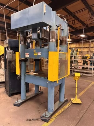 30 Ton, Beckwood #0, 4-post hydraulic press, 6" stroke, 34" x 30" bed/ram area, 5 HP, 2000 - Image 5