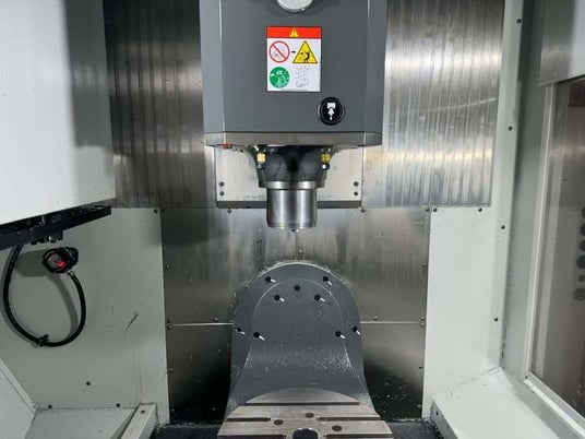 Haas #UMC-500, Vertical Machining Center, 5-Axis, 24" X, 16" Y, 16" Z, 30 HP, 15000 RPM, CAT40 Taper, 50 - Image 4