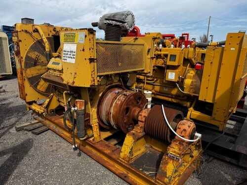 Caterpillar #3412, industrial engine power unit w/ radiator & pump drive, 1997 - Image 1