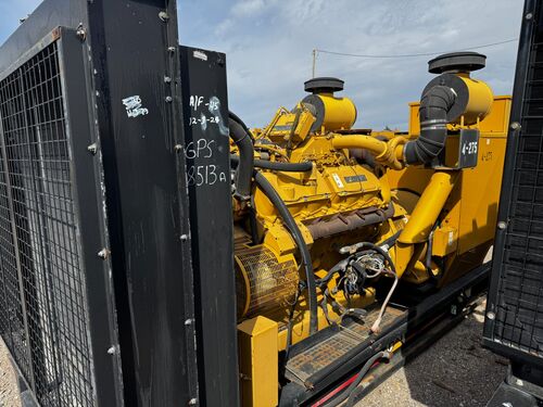 635 KW Caterpillar #3412, diesel generator set, 480 Volts, 3-phase, 2001 - Image 1