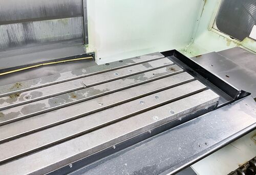 Haas #VF-3, vertical machining center, 40" X, 20" Y, 25" Z, 7500 RPM, 20 HP, 20 automatic tool changer, chip - Image 9