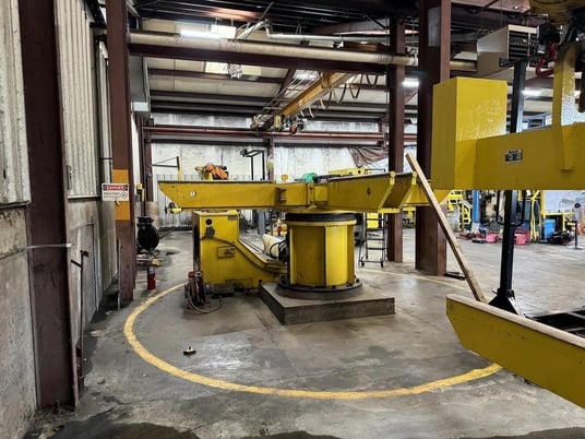 4000 lb. Loopco, 4 Arm Turnstile, 59" arm, c-hooks, hydraulic - Image 2