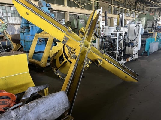 4000 lb. Loopco, 4 Arm Turnstile, 59" arm, c-hooks, hydraulic - Image 3