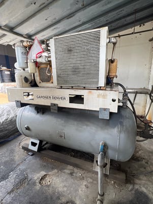 Gardner-Denver #EBEQGF, Gardner Denver Rotary Screw Air Compressor, tank mount, 30 HP, 1994 - Image 3