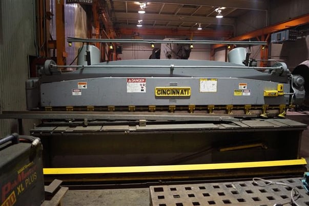 1/4" x 12' Cincinnati #1812, 60 SPM, 10 HP, 40" manual Back Gauge, 18" gap, 12' squaring arm - Image 2