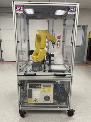 Fanuc, LR-Mate-200IC, 6-axis Industrial Mini Robot, 27.7" x 31.2" reach, 11 lb. payload, 2012 - Image 5