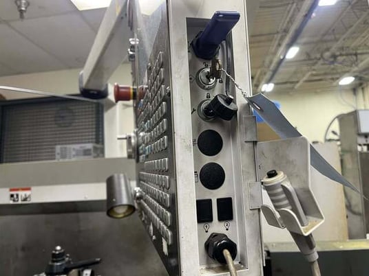 Haas #TL-3, 2-Axis CNC Lathe, 20" swing, 20" turning diameter, 60" machining length, 12" chuck, 18 HP, 1800 - Image 5