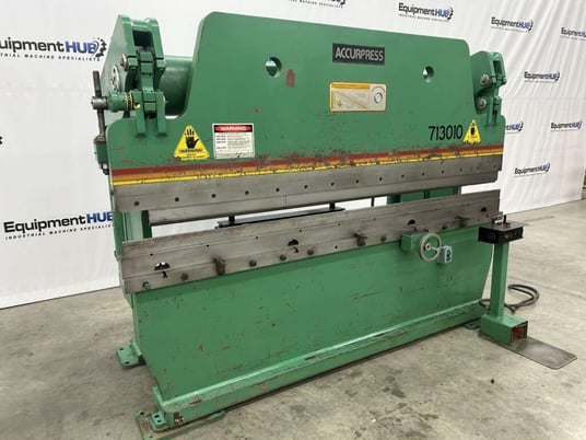 130 Ton, Accurpress #713010, press brake, 10' overall, 100" between housing, 8" stroke, 10" throat, 1987 - Image 2
