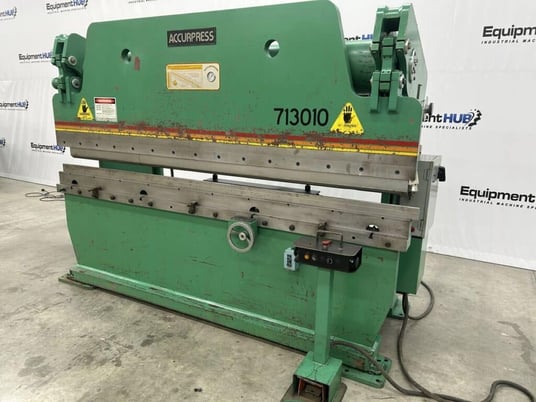 130 Ton, Accurpress #713010, press brake, 10' overall, 100" between housing, 8" stroke, 10" throat, 1987 - Image 3