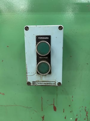130 Ton, Accurpress #713010, press brake, 10' overall, 100" between housing, 8" stroke, 10" throat, 1987 - Image 5