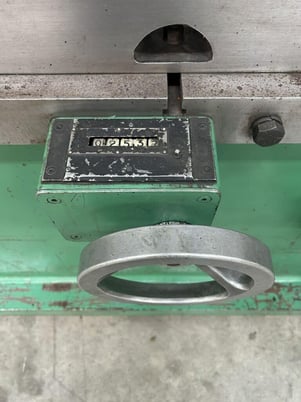 130 Ton, Accurpress #713010, press brake, 10' overall, 100" between housing, 8" stroke, 10" throat, 1987 - Image 6