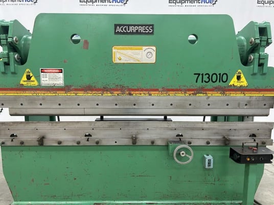 130 Ton, Accurpress #713010, press brake, 10' overall, 100" between housing, 8" stroke, 10" throat, 1987 - Image 7