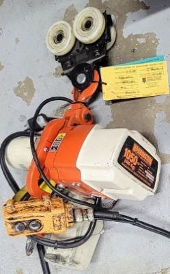 0.5 Ton, Demag, jib crane, 23.5' span, 30' runway, 8.5' under hook, 6 post, Harrington hoist, 2012 - Image 5