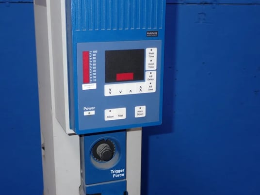 Branson #2000iw, Ultrasonic Welder, 2.3 kW, 14 Amps, 200-240 V. - Image 7