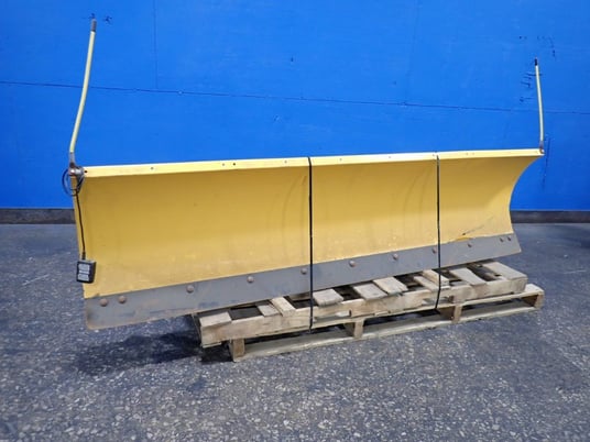 Meyer #C-9, Snow Plow, 108" capacity - Image 2