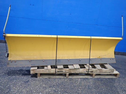 Meyer #C-9, Snow Plow, 108" capacity - Image 3