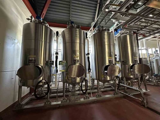 100 gallon JW Northwest, Stainless Steel Yeast Brinks Tank, skid mounted, (4 available) - Image 3